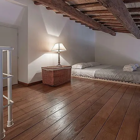 Apartment Loft Campo De Fiori